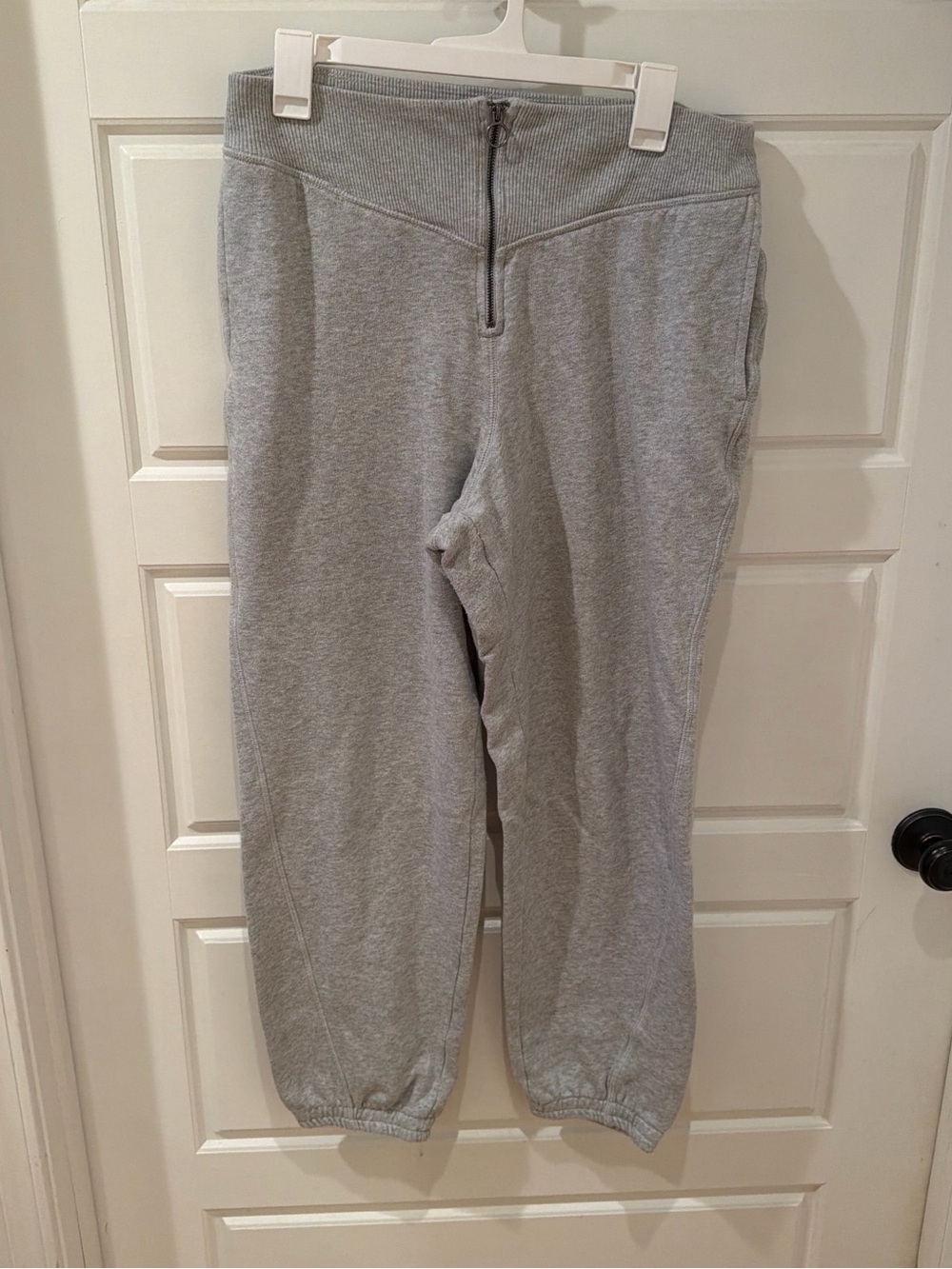 aerie Light Gray Cropped Jogger Track Pants